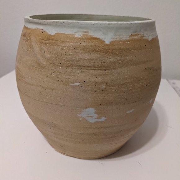 Rustic Ceramic Vase - Picture 4 of 14